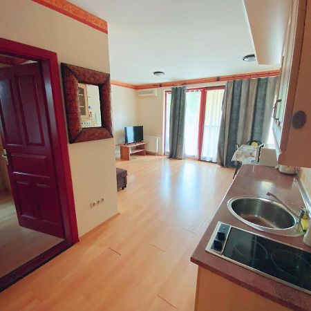 Ddb Apartman Siófok Buitenkant foto