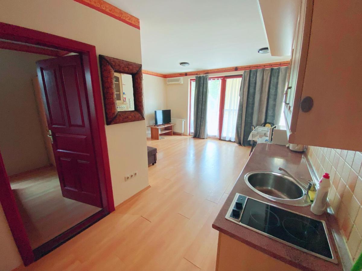Ddb Apartman Siófok Buitenkant foto