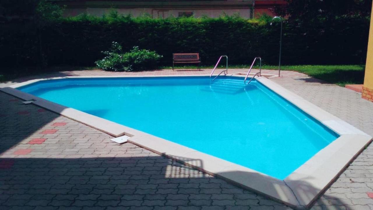Ddb Apartman Siófok Buitenkant foto